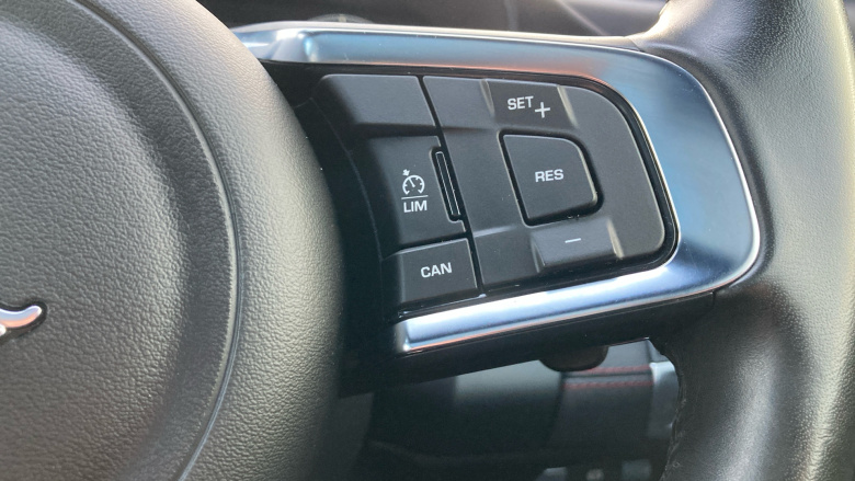 Jaguar E-Pace 2.0d Chequered Flag Edition 5dr Auto Diesel Estate